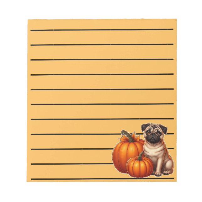 Adorable Mops neben Pumpkins und Blätter sitzen Notizblock (Vorderseite)