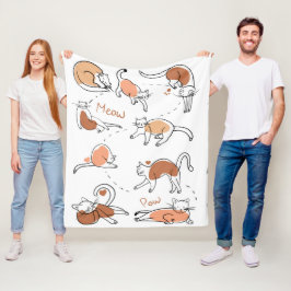 Adorable niedliche Katzenmau, weiß braun, schick m Fleecedecke