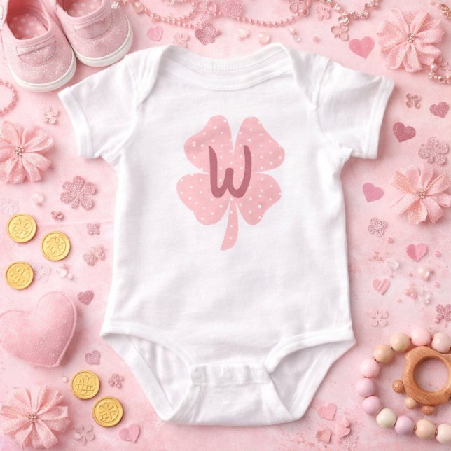 Adorable rosa Closing Monogram Baby Bodysuit Strampler (Von Creator hochgeladen)