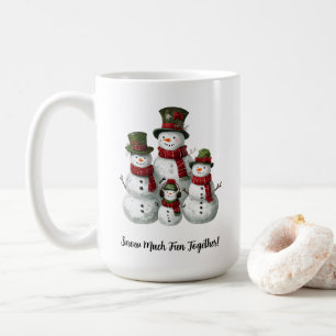 Adorable Snowman Familie in Matching Hats & Scarve Kaffeetasse