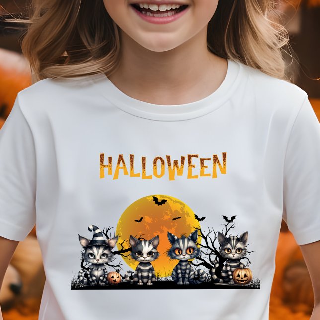 Adorable Spooky Moon Halloween Ghost Kittens T-Shirt (Von Creator hochgeladen)