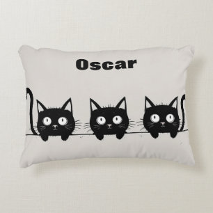 Adorable Trio der Schwarzen Katzen Dekokissen