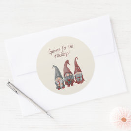 Adorable Weihnachtsgnomen mit Holiday Cheer Runder Aufkleber