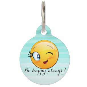 Adorable Winking Emoji Face-Sei immer glücklich Tiernamensmarke