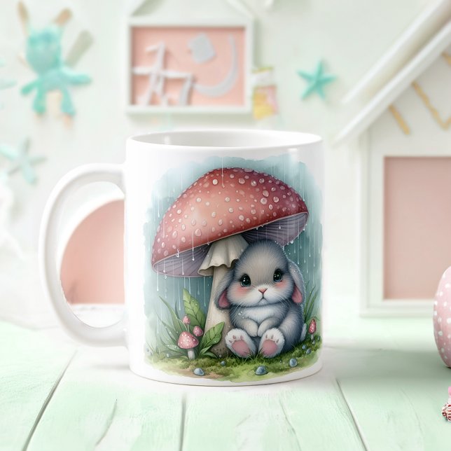 Adortable Baby Kaninchen unter Pilzschirm Kaffeetasse (Von Creator hochgeladen)