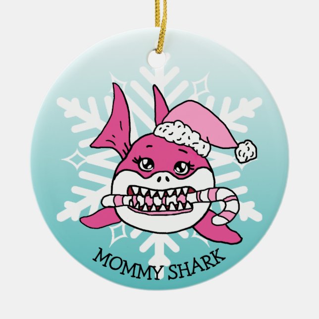 Adortable Personalisierte Mommy Shark and Snowflak Keramik Ornament (Vorne)