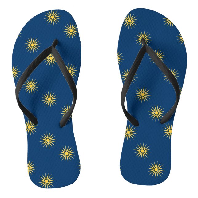Adult Slim Straps with Flag of Macedonia, Greece Flip Flops (Fußbett)