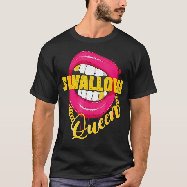 Adulter Humor Schlucken Königin Lips Golden Neckla T-Shirt (Vorderseite)