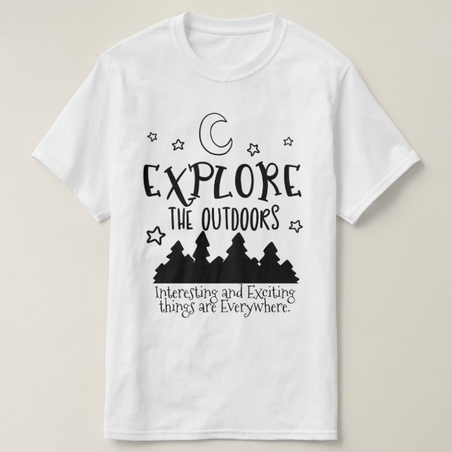 "Adventure Awaits" Anpassbarer T - Shirt (Design vorne)