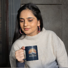 "Adventure Awaits-Exploration the Berges" Design Zweifarbige Tasse