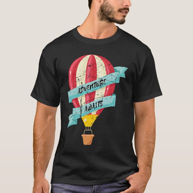 Adventure Awaits Hot Air Balloon Festival Ballooni T-Shirt (Vorderseite)