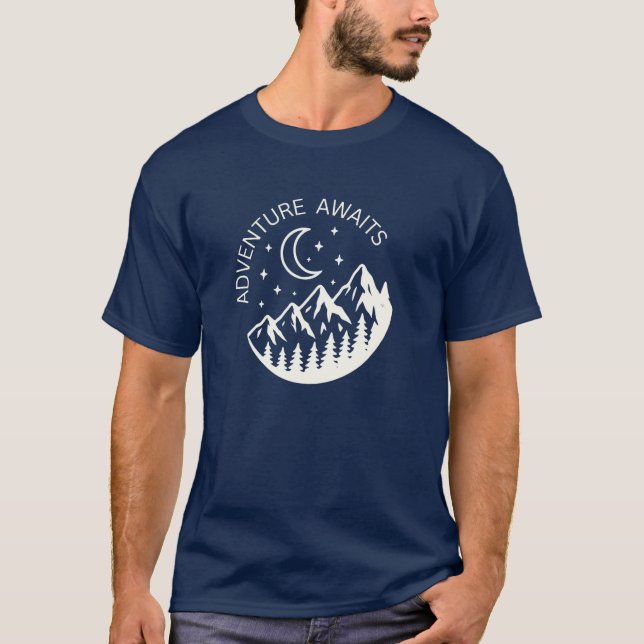 Adventure Awaits - Minimalist Travel T-Shirt (Vorderseite)