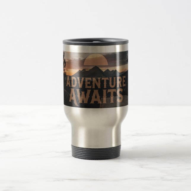 Adventure Awaits Mountain Travel Tumbler – Rugged  Reisebecher (Mittel)