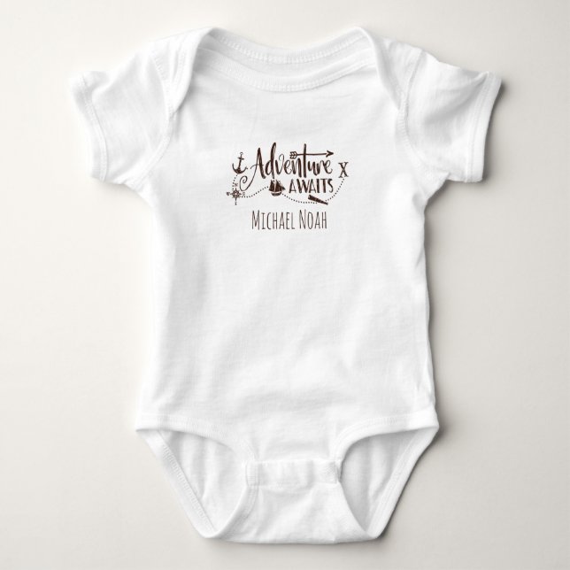 "Adventure Awaits" Nautical Personalisiert Baby Strampler (Vorderseite)