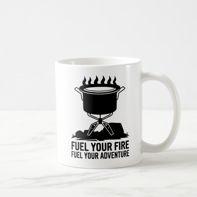 Adventure Camping Cooking Fire Grafik Design Kaffeetasse (Rechts)
