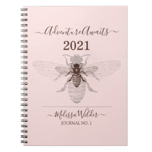 Adventure erwartet Custom Dusty Pink Bee Journal Notizblock