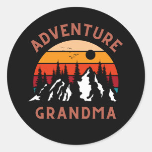 Adventure Oma Runder Aufkleber