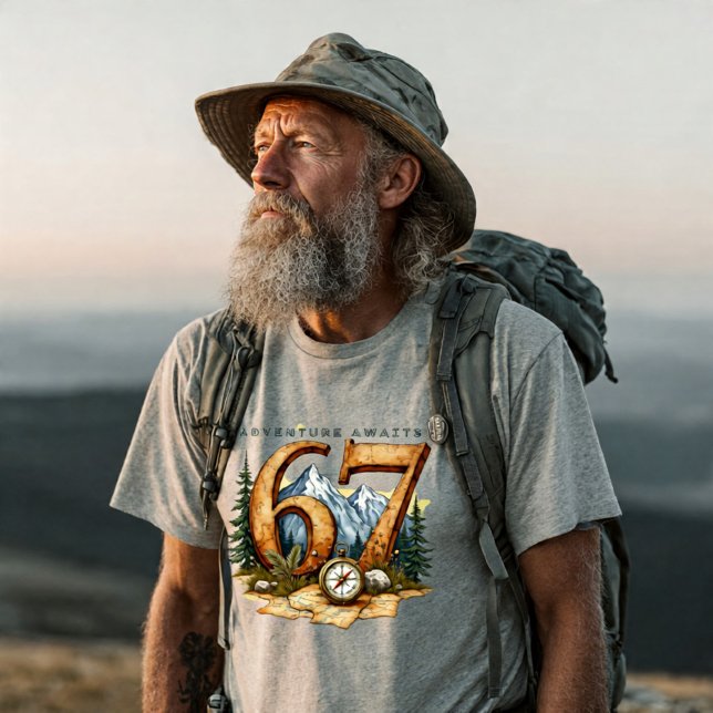 Adventure Retirement 67 T-Shirt – Travel & Outdoor Tri-Blend Shirt (Von Creator hochgeladen)
