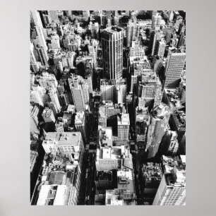 AERIAL GRAYSCALE FOTOGRAFIE VON GEBÄUDE POSTER