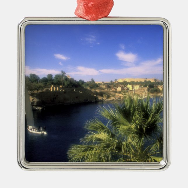 AF, Ägypten, Oberägypten, Assuan. Fluss Nile Silbernes Ornament (Vorne)
