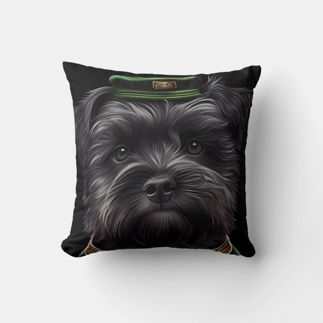 Affenpinscher Hund in St. Patrick's Day Dress Kissen (Vorderseite)