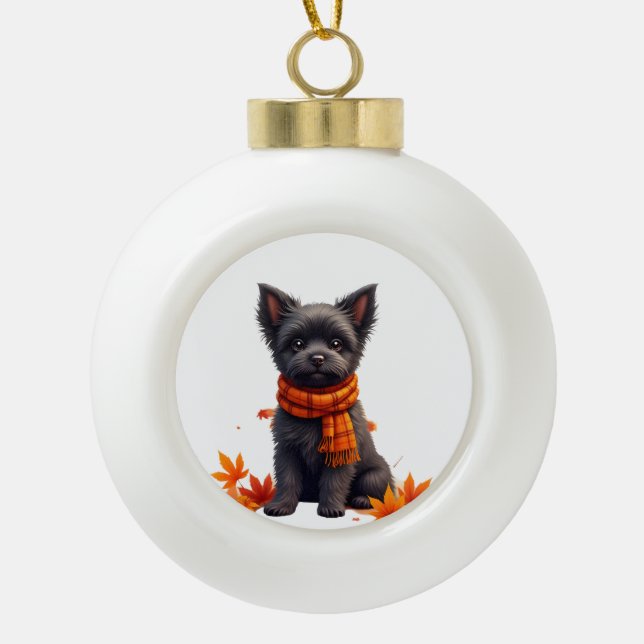 Affenpinscher mit Herbst-Blättern Keramik Kugel-Ornament (Vorderseite)