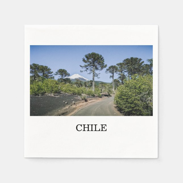 Affenrätselebäume nahe Vulkan in Chile Serviette (Vorderseite)