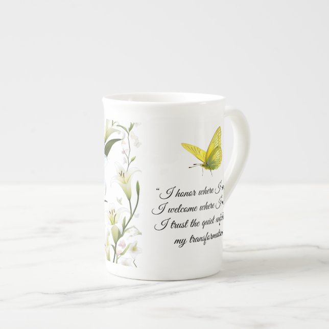 Affirmation Yellow Butterfly Specialty Tasse (Vorderseite Rechts)