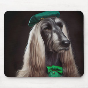Afghanischer Windhund Hund in St. Patrick's Day Kl Mousepad