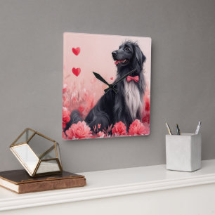 Afghanisches Hund mit Rose - Valentinstag Quadratische Wanduhr