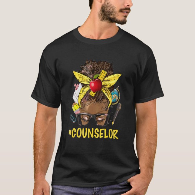 African American Educate Counselor Messy Bun Afro  T-Shirt (Vorderseite)
