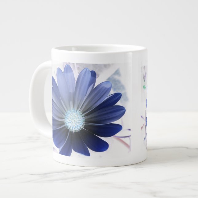 African Daisy Glows Blue Tasse (Vorderseite Links)
