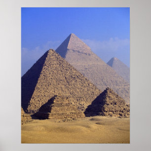 Afrika, Ägypten, Kairo, Gizeh. Große Pyramiden Poster