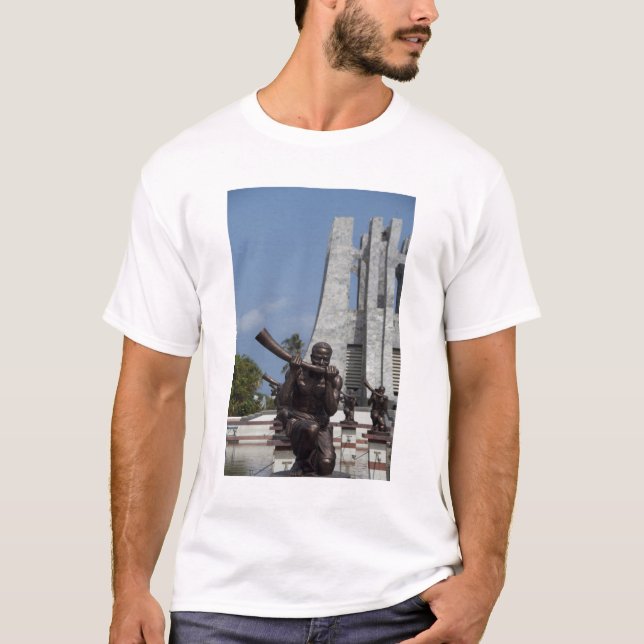 Afrika, Ghana, Accra. Nkrumah Mausoleum, Endpunkt  T-Shirt (Vorderseite)