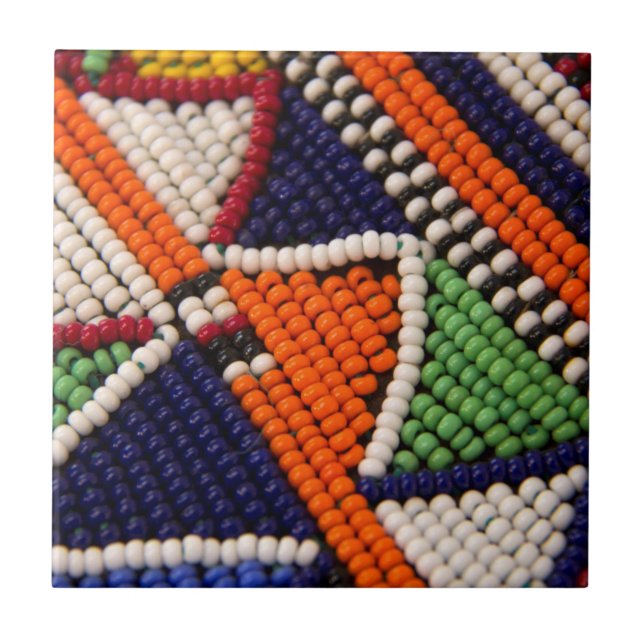 Afrika, Kenia. Maasai-Tribal Fliese (Vorderseite)