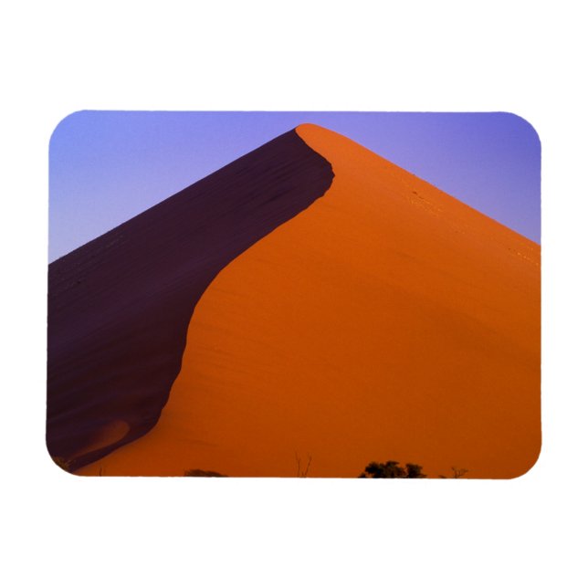 Afrika, Namibia, Namib NP, Sossusvlei, Sand Magnet (Horizontal)