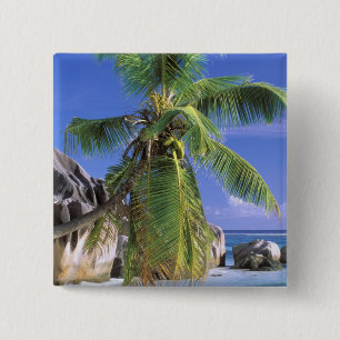 Afrika, Seychellen, La Digue Island. Granit 2 Button