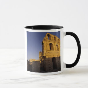 Afrika, Tunesien, El Jem. Ruinen eines römischen Tasse
