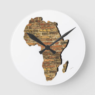 Afrika und alte Ziegelmauer Runde Wanduhr