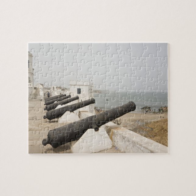 Afrika, Westafrika, Ghana, Elmina. Kanonen schütze Puzzle (Horizontal)