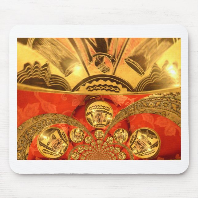 Afrikanische Kulturkunst: Rich Golden Red Design Mousepad (Vorne)