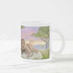 Afrikanische Löwen an der Erholungs-Tasse Mattglastasse