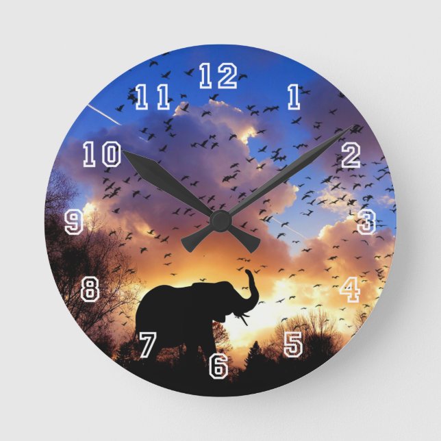 Afrikanischer Elefant-Silhouette an der Runde Wanduhr (Vorderseite)