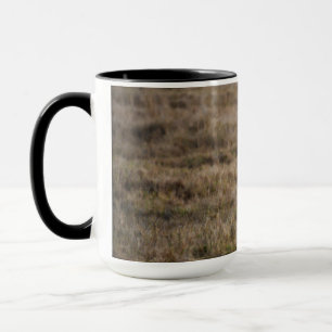 Afrikanischer Löwe im Gras Tasse