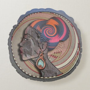 Afrikanisches Frauenprofil auf einem gewebten Korb Rundes Kissen