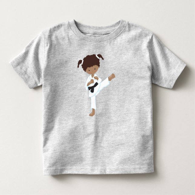 Afrikanisches Mädchen, Karate Girl, Schwarzer Gürt Kleinkind T-shirt (Vorderseite)