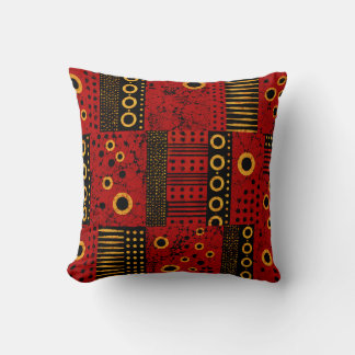 Afrikanisches rotes Sonnenstrahl-Tribal-Wurfkissen Kissen