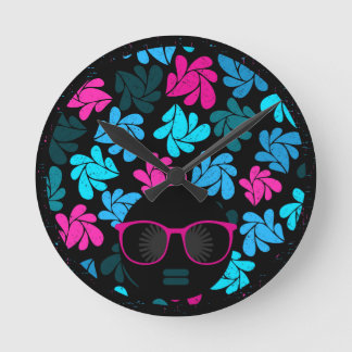 Afro Diva Turquoise & Hot Pink Runde Wanduhr