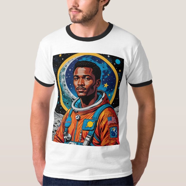 Afrofuturism Space Explorer Grafik-T-Shirt T-Shirt (Vorderseite)