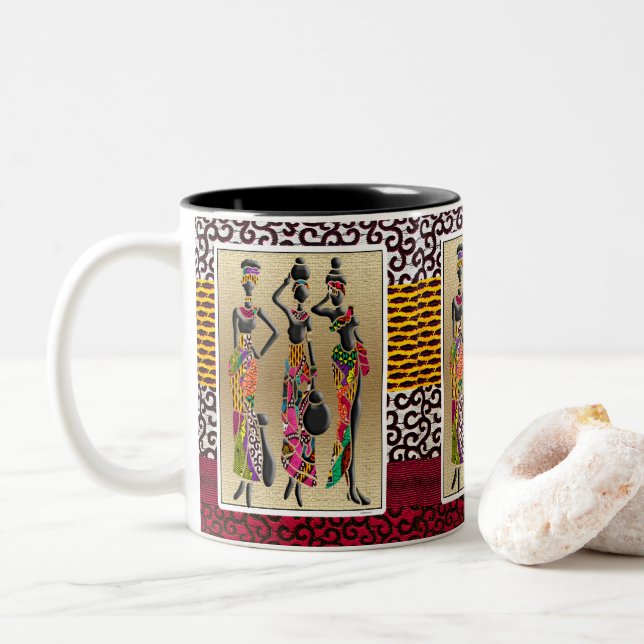 Afrozentrische Stammesfeier Zweifarbige Tasse (Mit Donut)